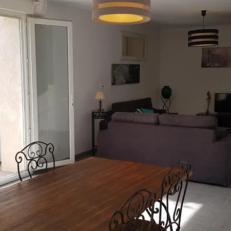 Villa Maison Entiere Garage A 5 Minute A Pied Des Grands Buffets Et Centre *